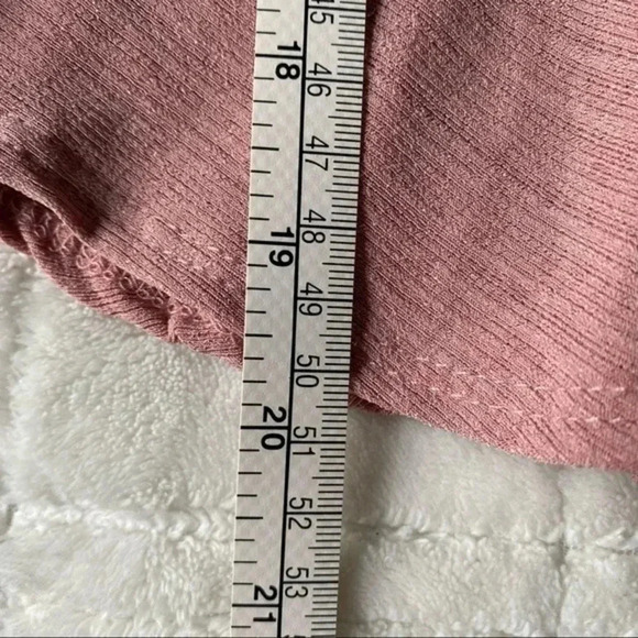 Mauve Pink Cropped Tank - Picture 4 of 5